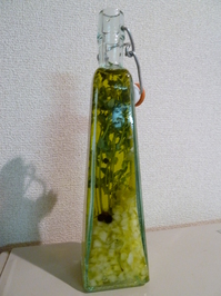 Herb oil_01.JPG